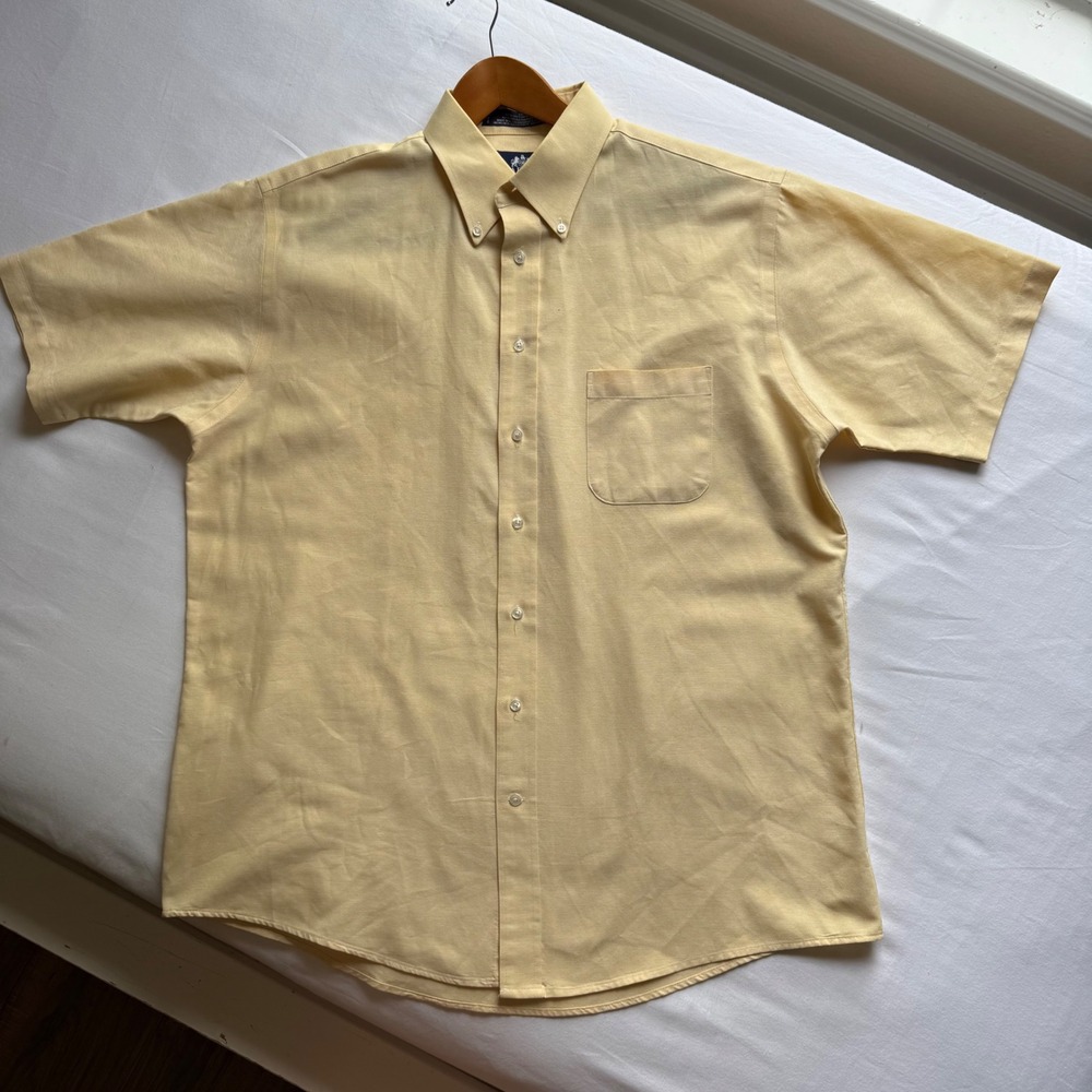Stafford Mens Yellow Oxford Shirt Short Sleeve Button Down Wrinkle Free Size 17